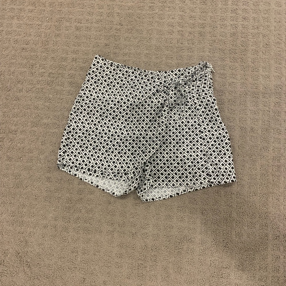 Urban outfitters skort